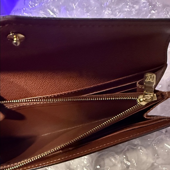 Louis Vuitton Brown Monogram Wallet with Gold Chain - Picture 9 of 16